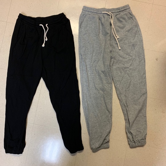 Super cute and comfy sweatpants! - Picture 1 of 6